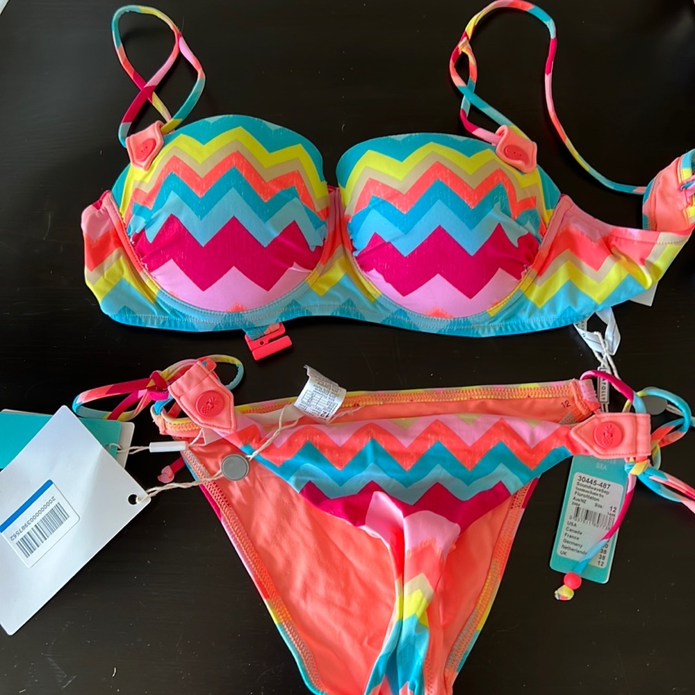 Seafolly bikini new with tags: US size 8